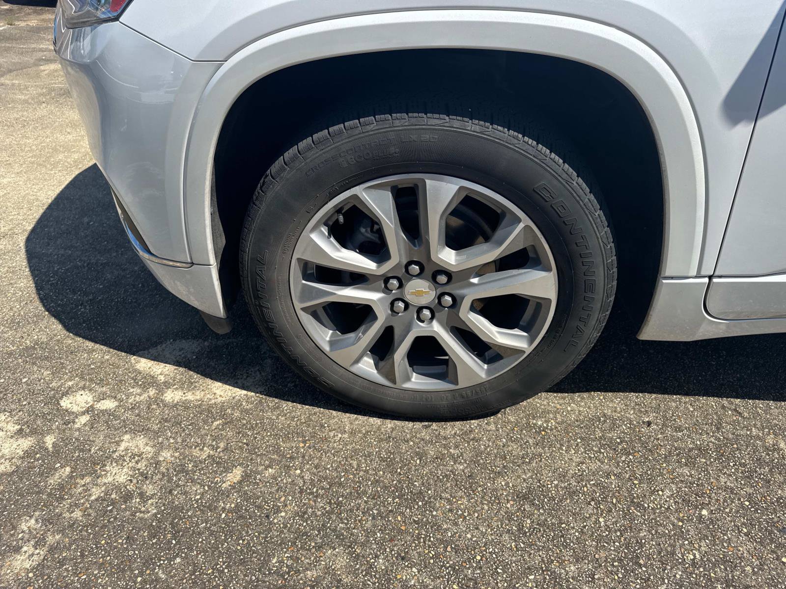 Vehicle image 5 of 12