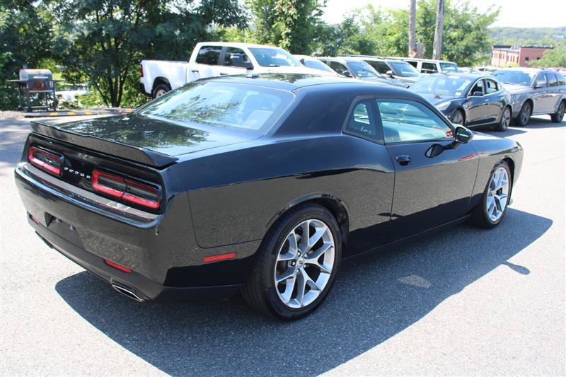 2021 Dodge Challenger GT Image 3 of 14