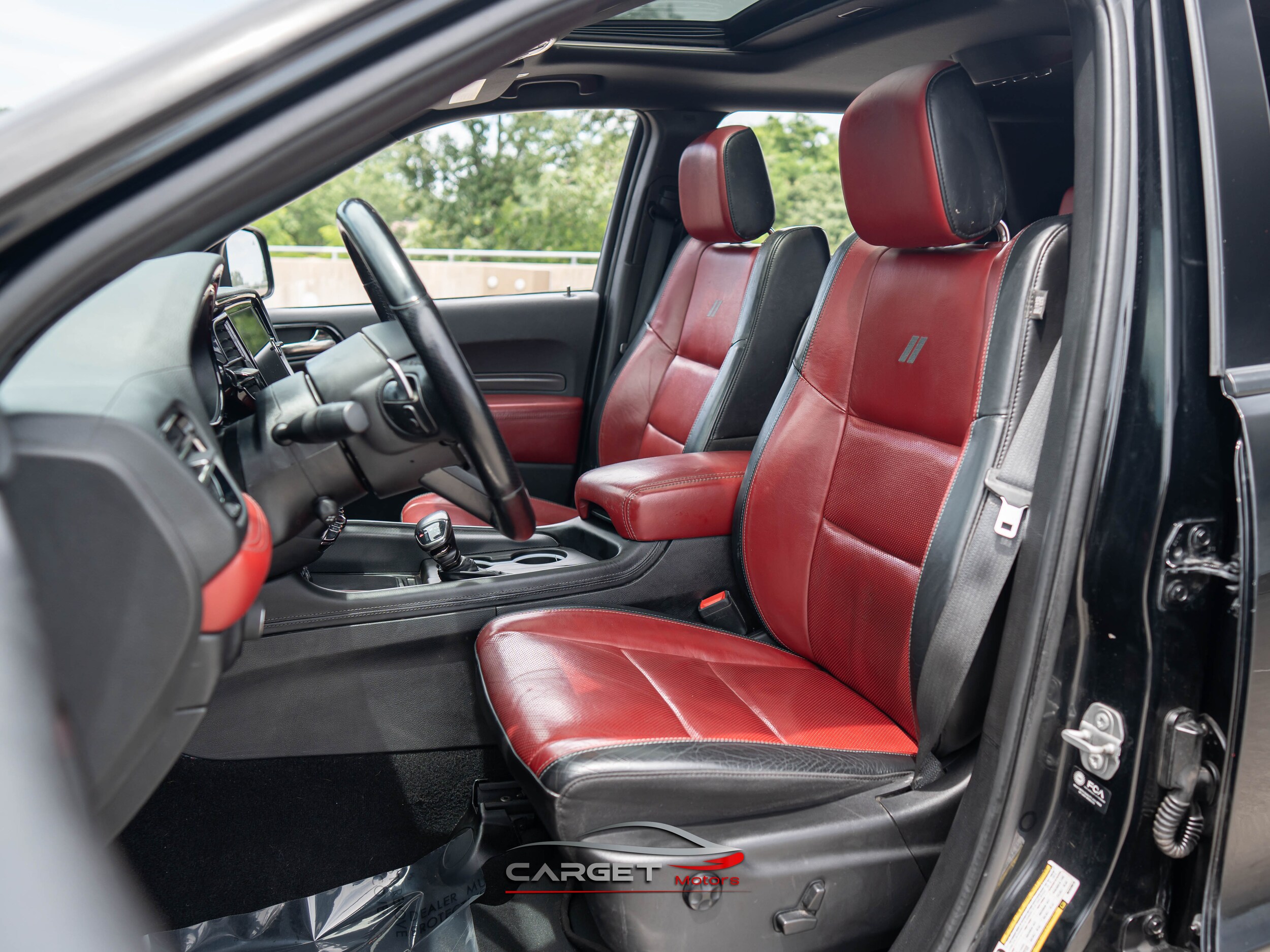 Vehicle image 16 of 51