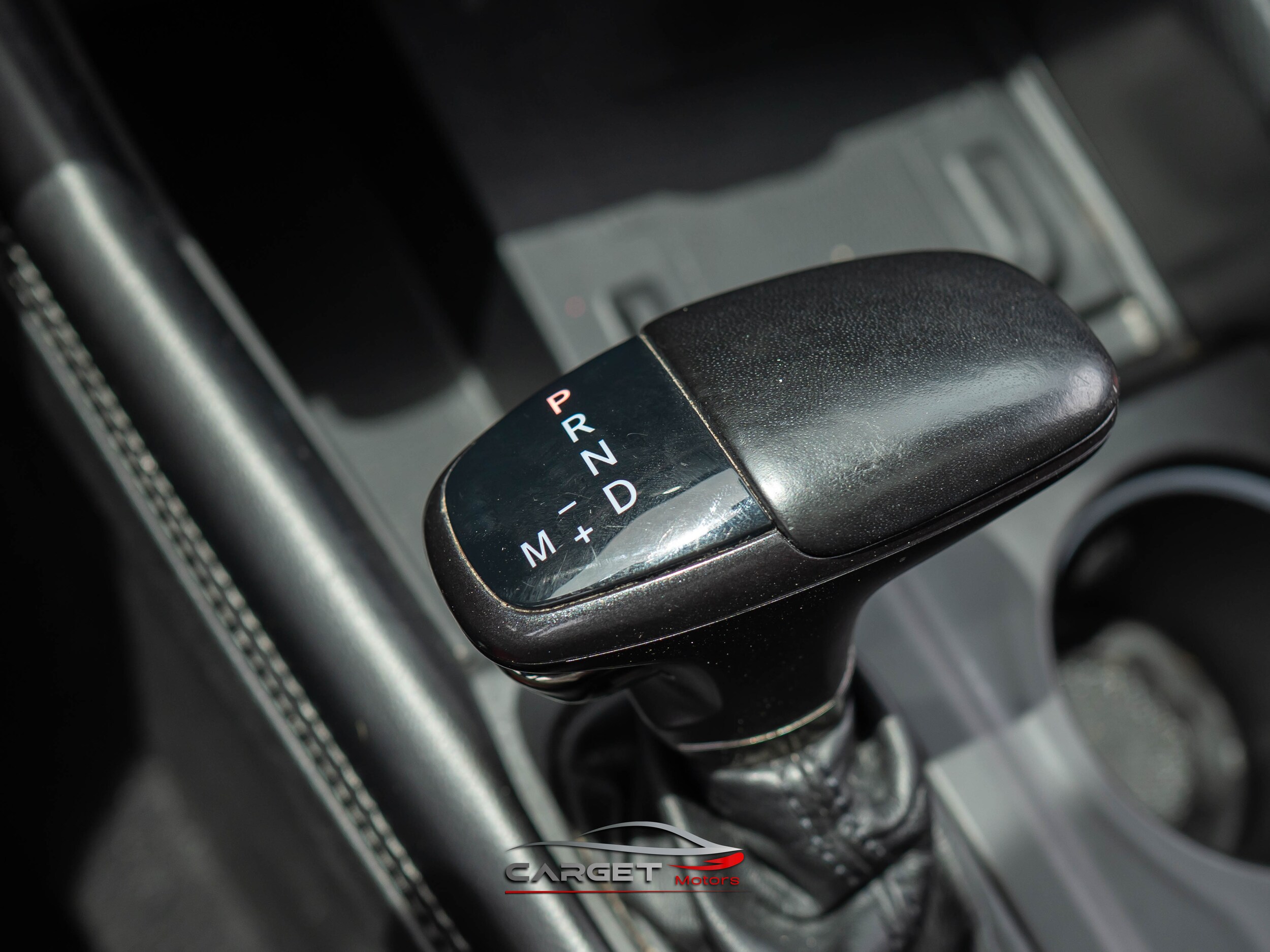 Vehicle image 36 of 51