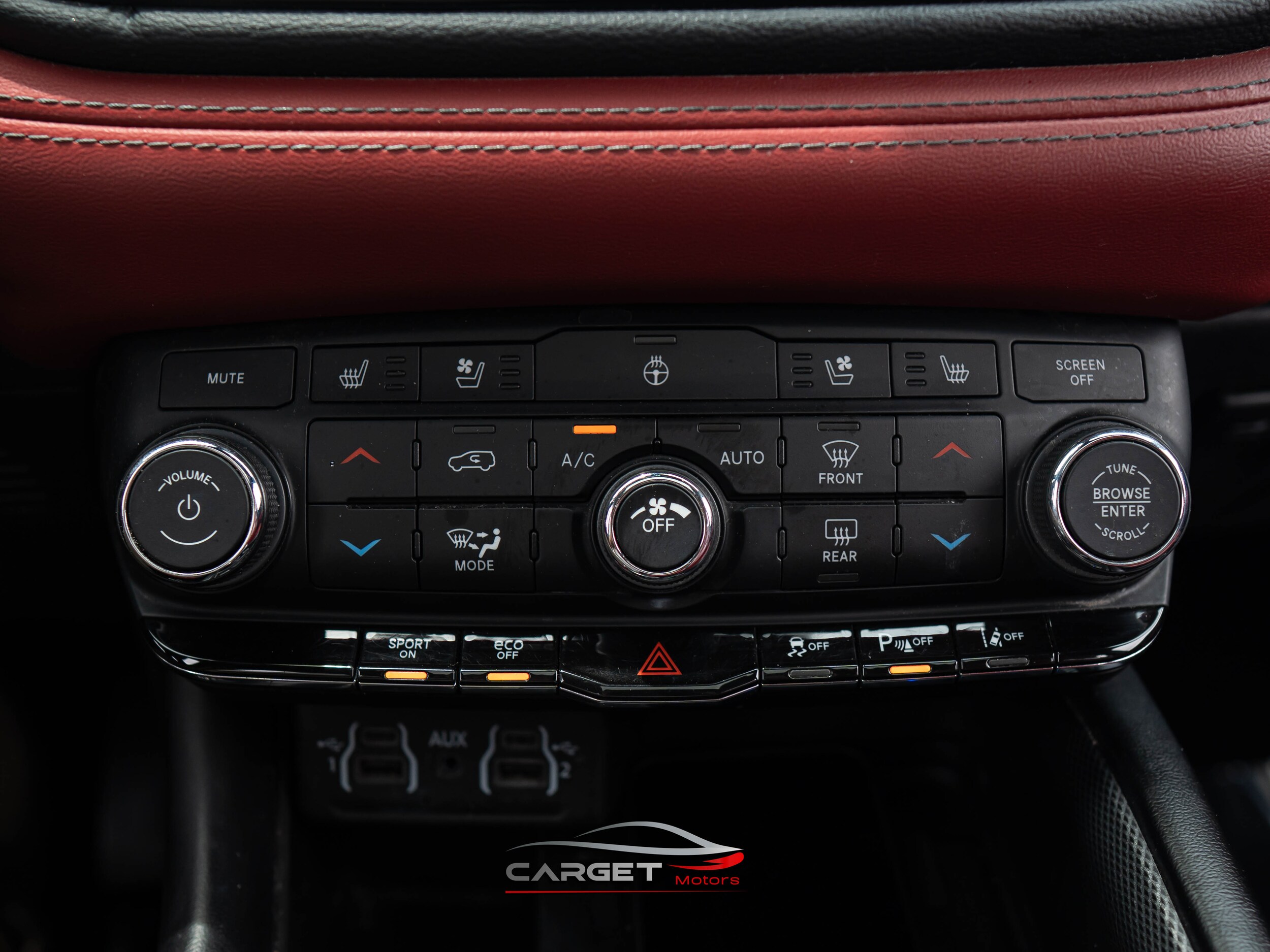 Vehicle image 33 of 51