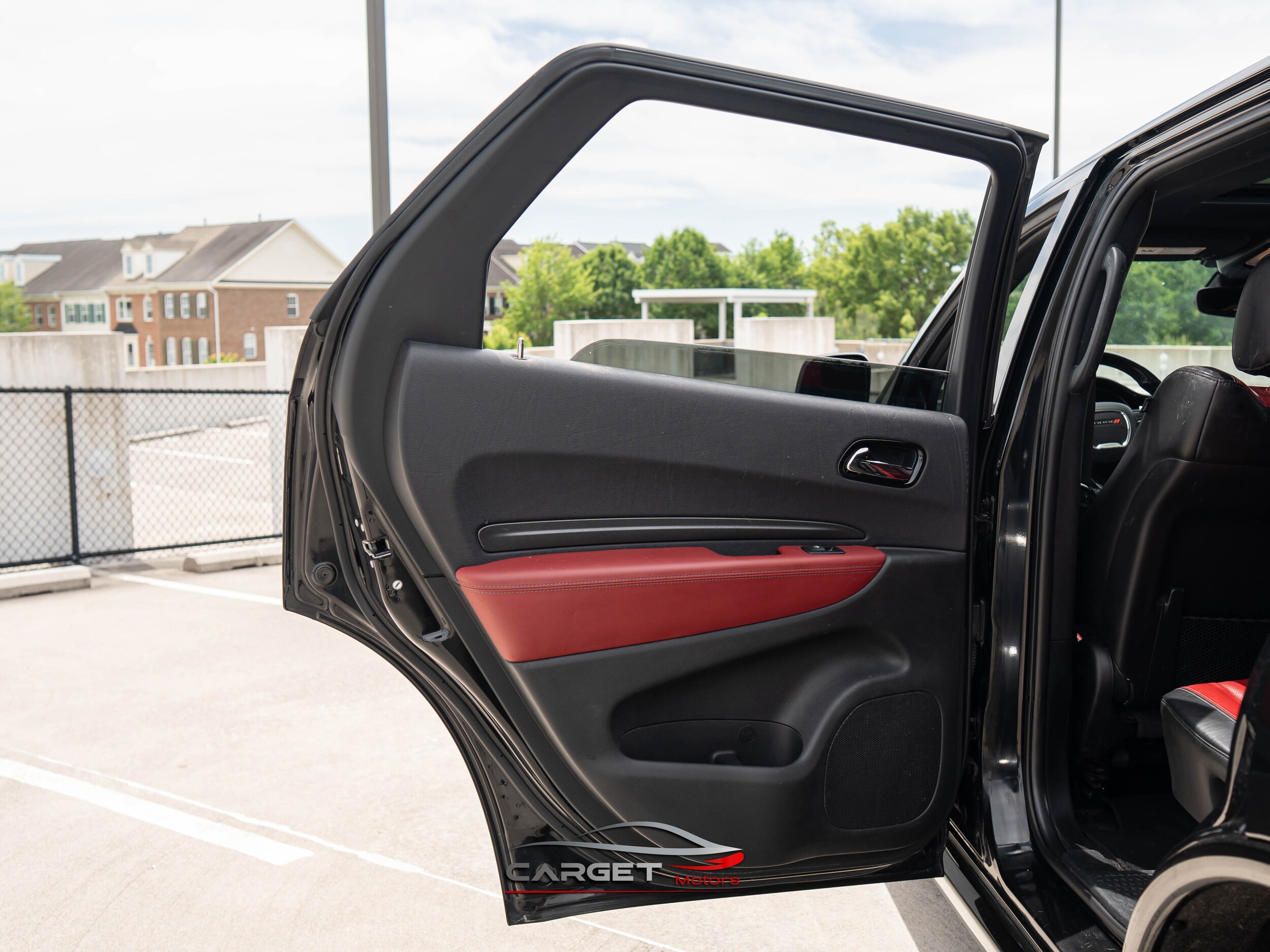 Vehicle image 42 of 51