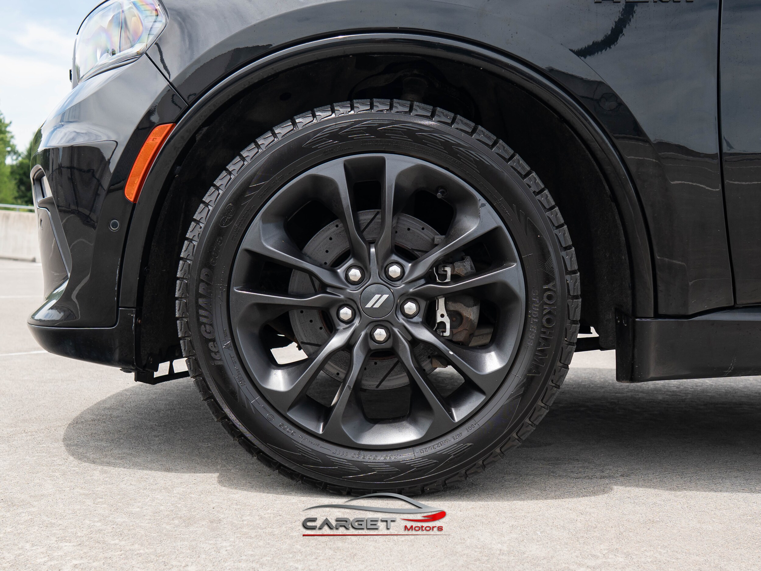 Vehicle image 9 of 51