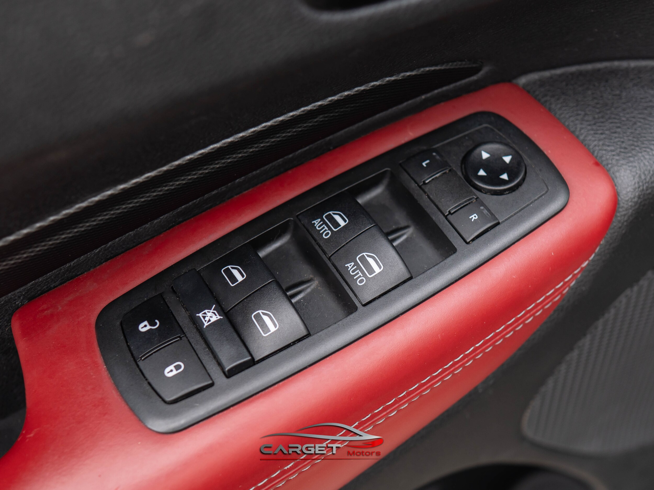 Vehicle image 40 of 51