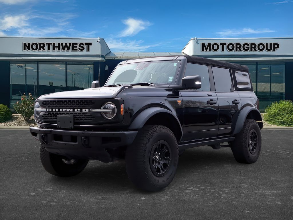 2021 Ford Bronco Badlands Image 1 of 33