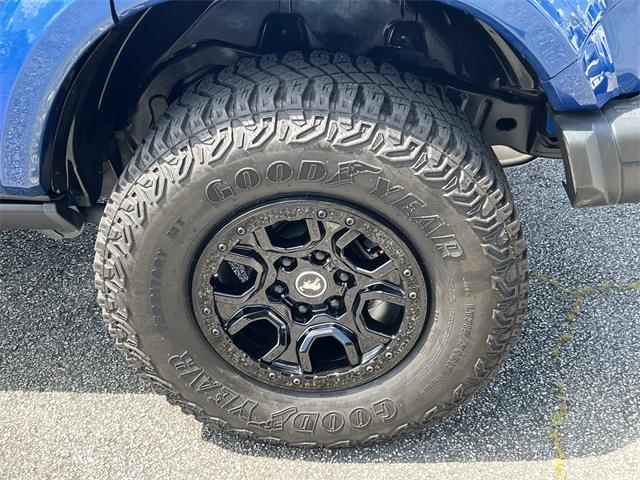 Vehicle image 7 of 34