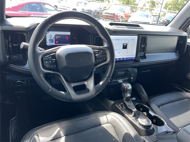 Vehicle image 18 of 34