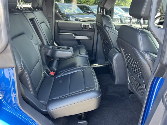 Vehicle image 14 of 34