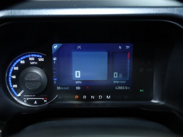 Vehicle image 28 of 45