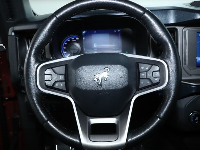 Vehicle image 25 of 45