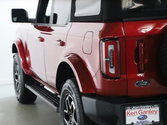 Vehicle image 43 of 45