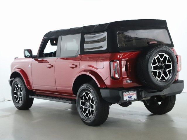 Vehicle image 11 of 45