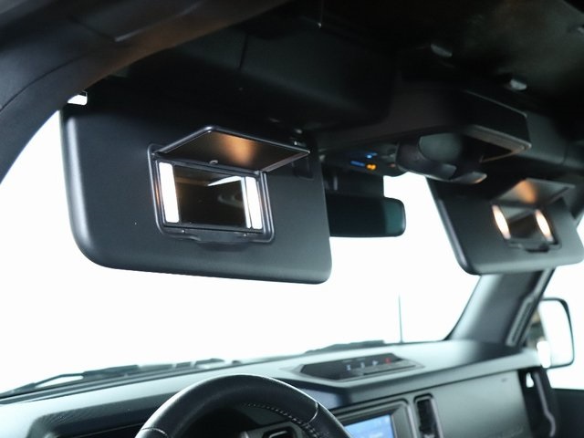 Vehicle image 23 of 45