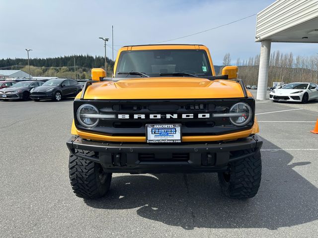 2021 Ford Bronco Outer Banks Image 2 of 29