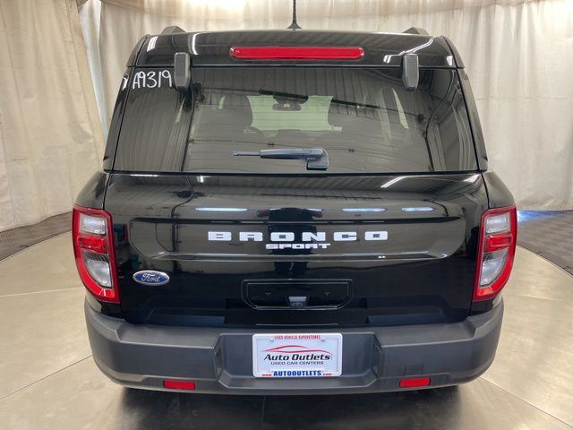 Vehicle image 7 of 23