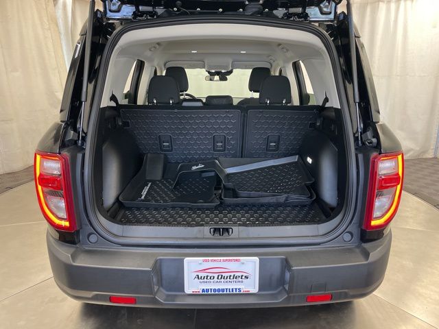 Vehicle image 8 of 23