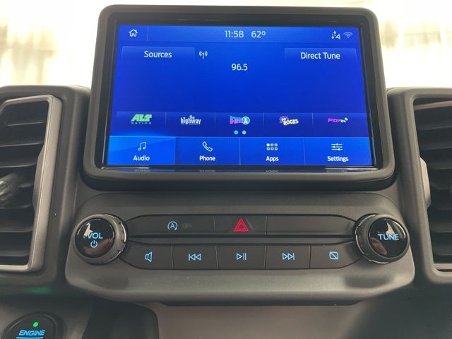 Vehicle image 20 of 23