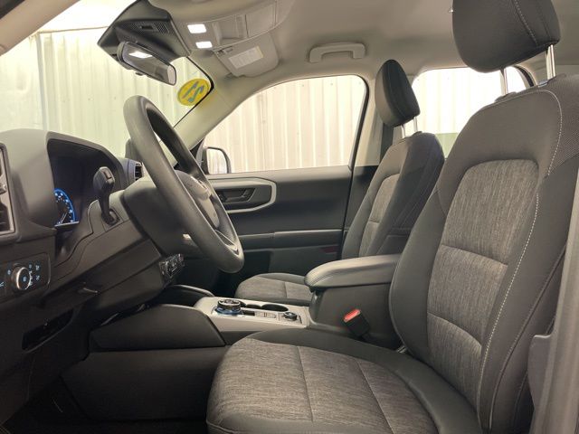 Vehicle image 9 of 23