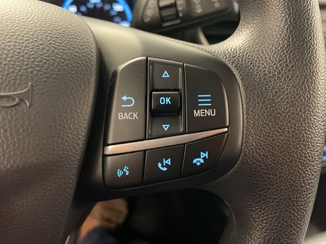 Vehicle image 16 of 23