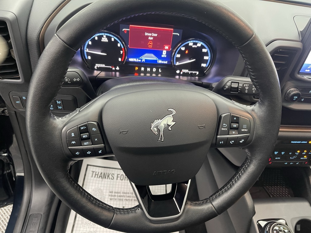 Vehicle image 29 of 34