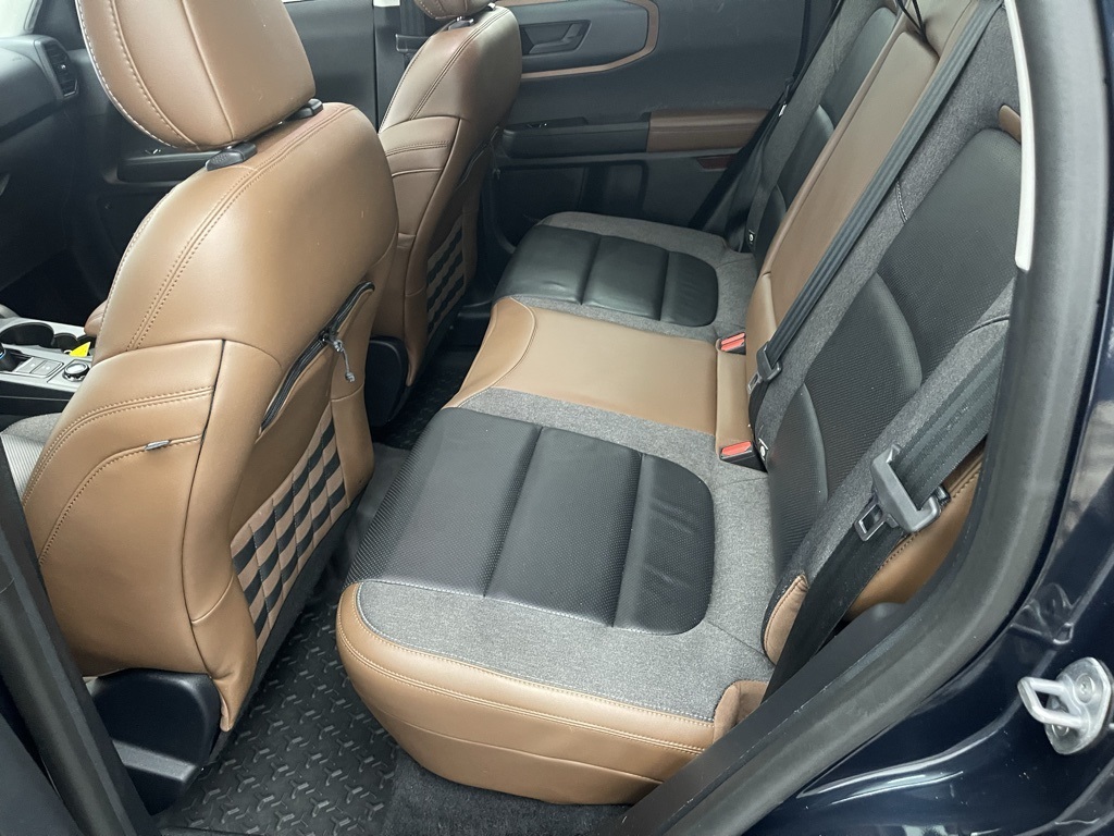 Vehicle image 12 of 34