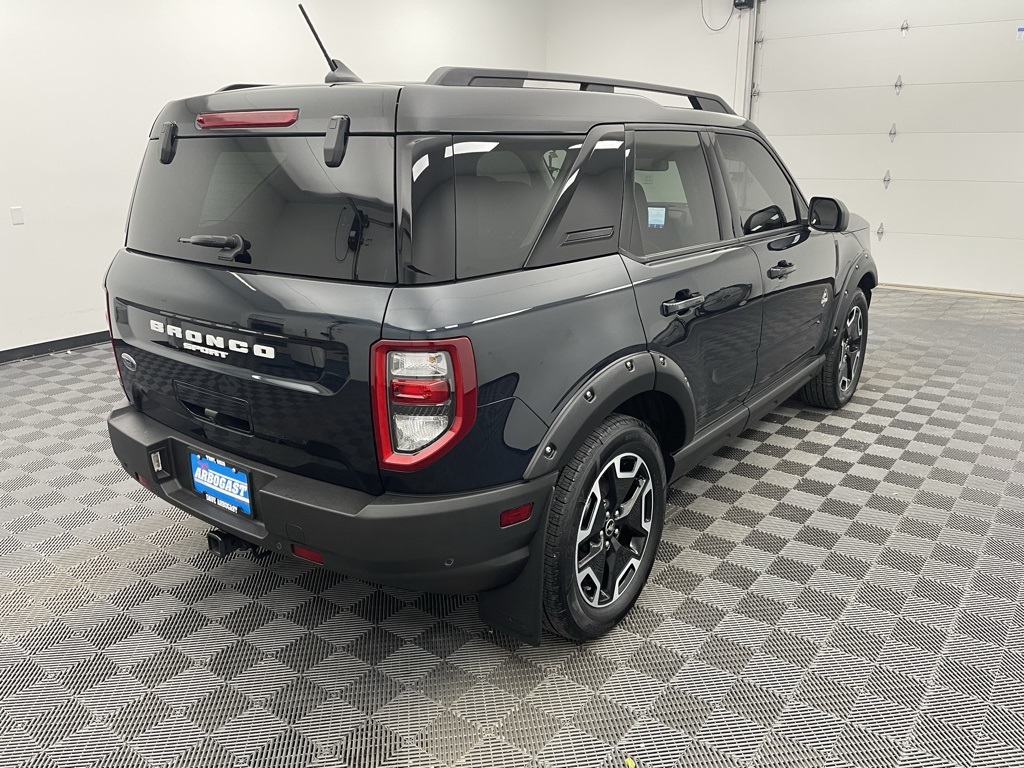 Vehicle image 5 of 34