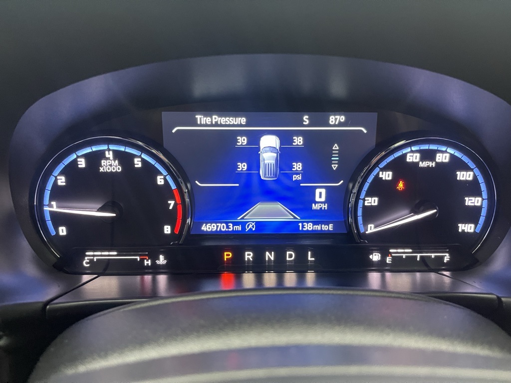 Vehicle image 21 of 34
