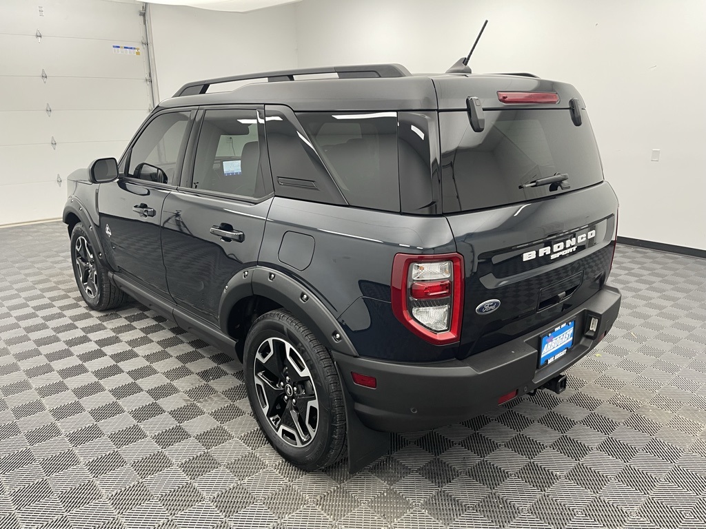 Vehicle image 6 of 34