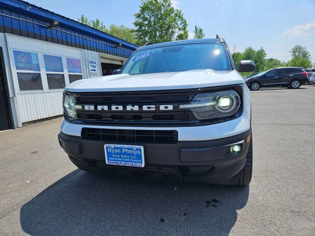 Vehicle image 15 of 61