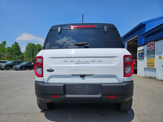 Vehicle image 12 of 61