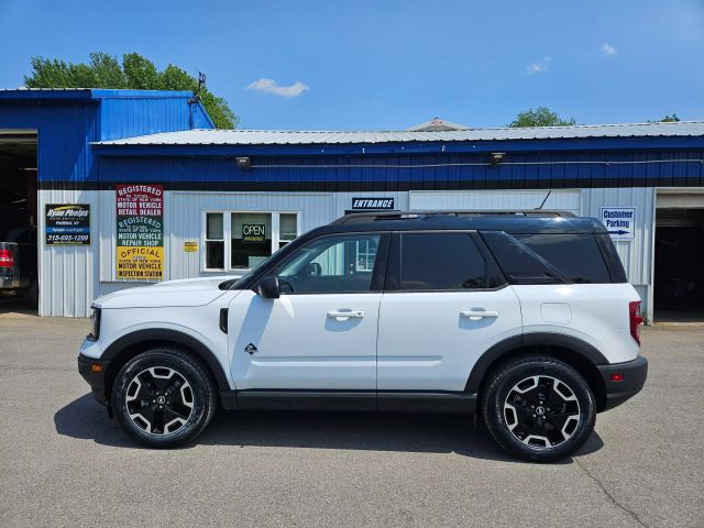 Vehicle image 14 of 61