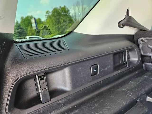 Vehicle image 24 of 61