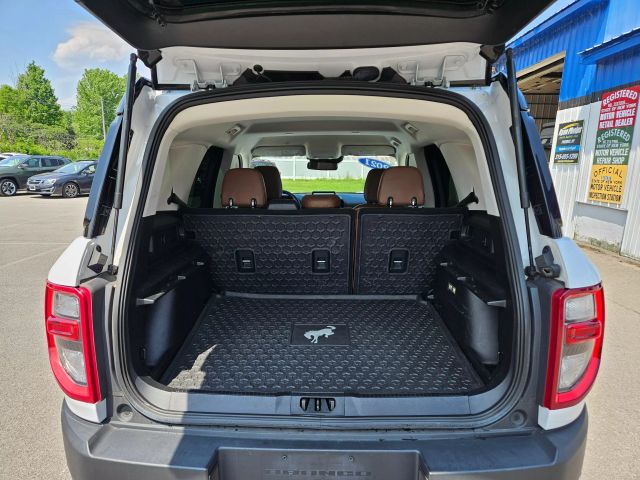 Vehicle image 22 of 61