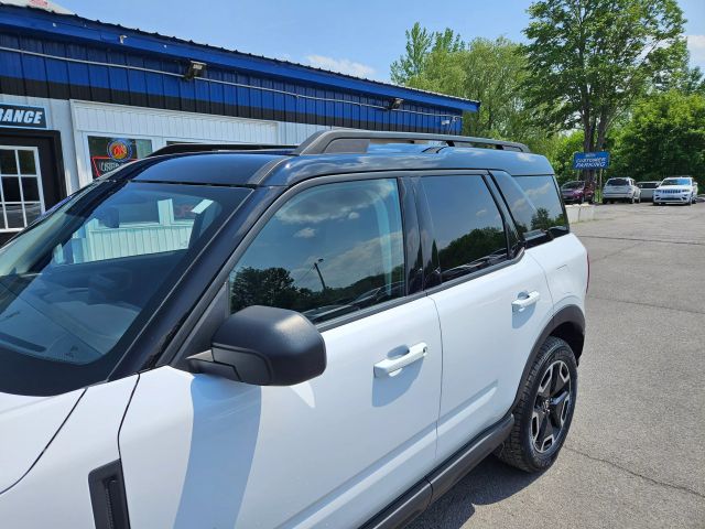 Vehicle image 20 of 61