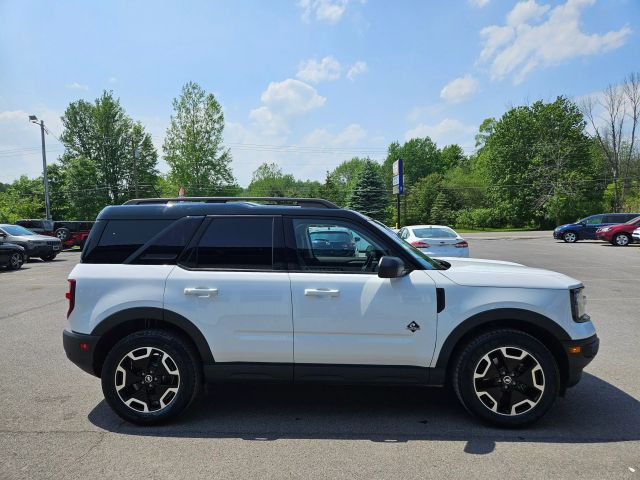 Vehicle image 7 of 61