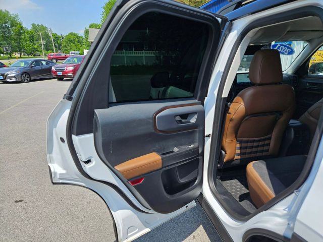 Vehicle image 30 of 61