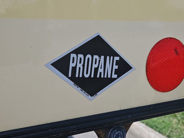 Vehicle image 29 of 37