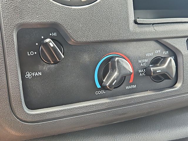 Vehicle image 14 of 37