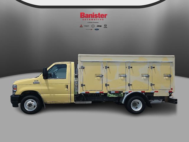 Vehicle image 4 of 37