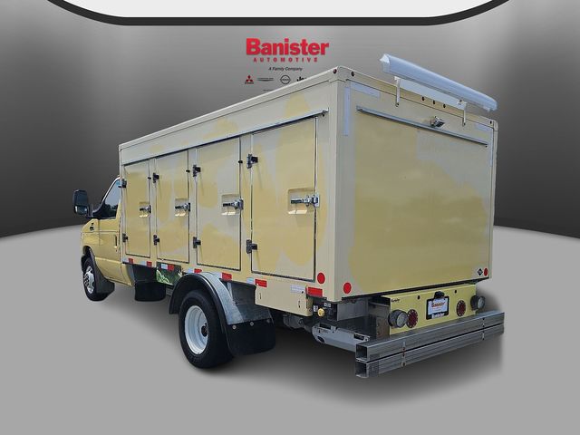 Vehicle image 7 of 37