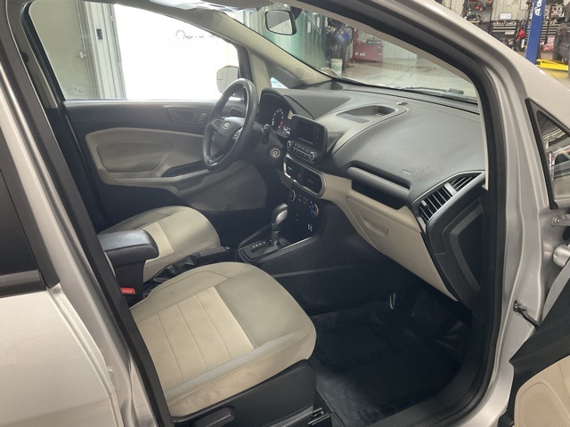 Vehicle image 24 of 30
