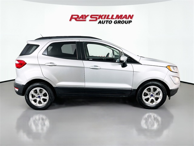 Vehicle image 4 of 41
