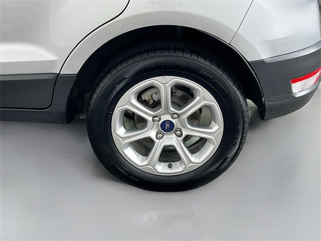 Vehicle image 12 of 41