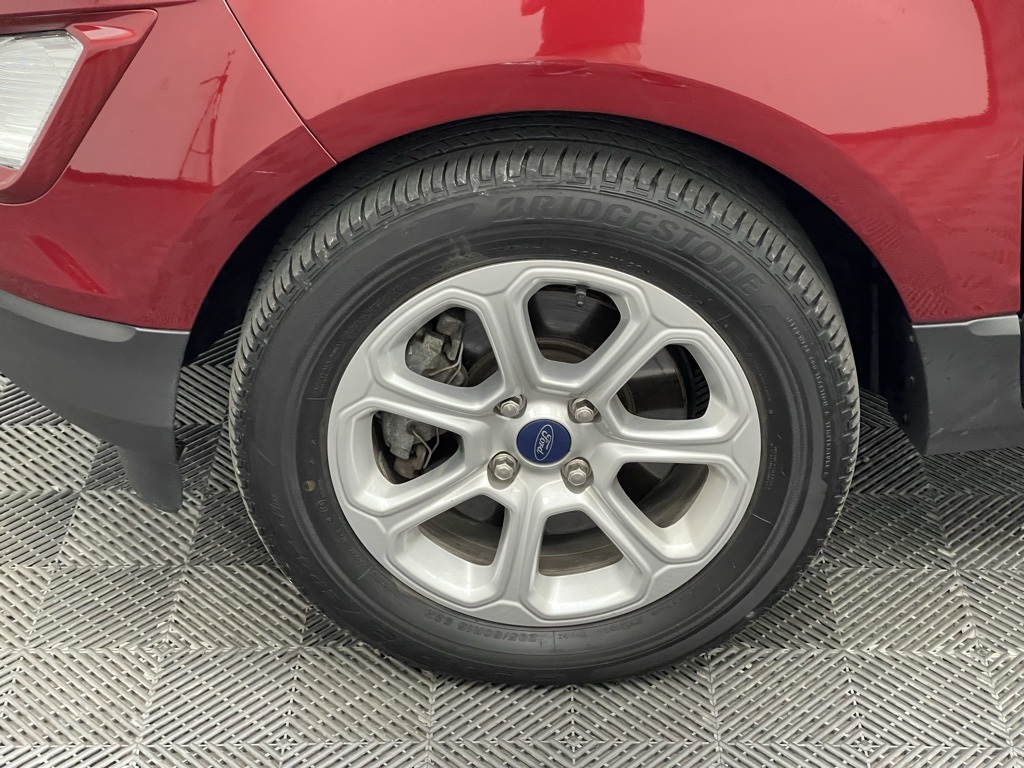 Vehicle image 9 of 32