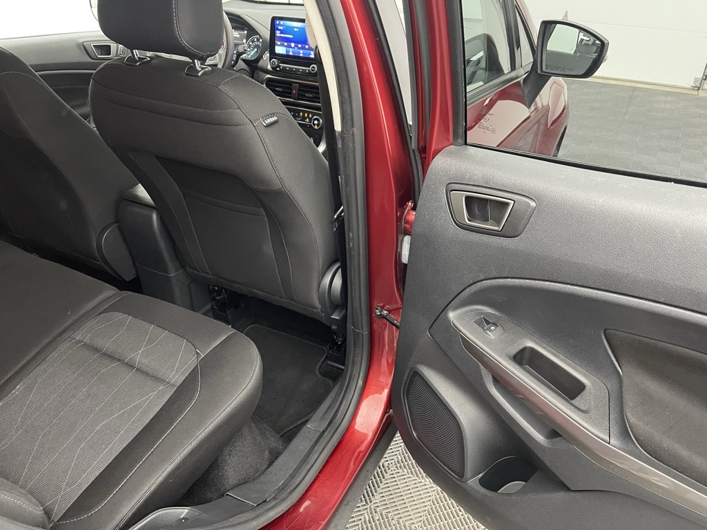 Vehicle image 13 of 32