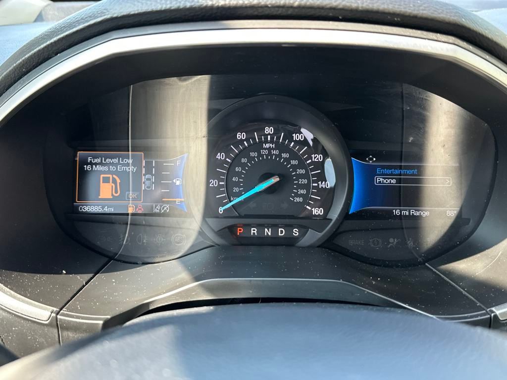 Vehicle image 16 of 21