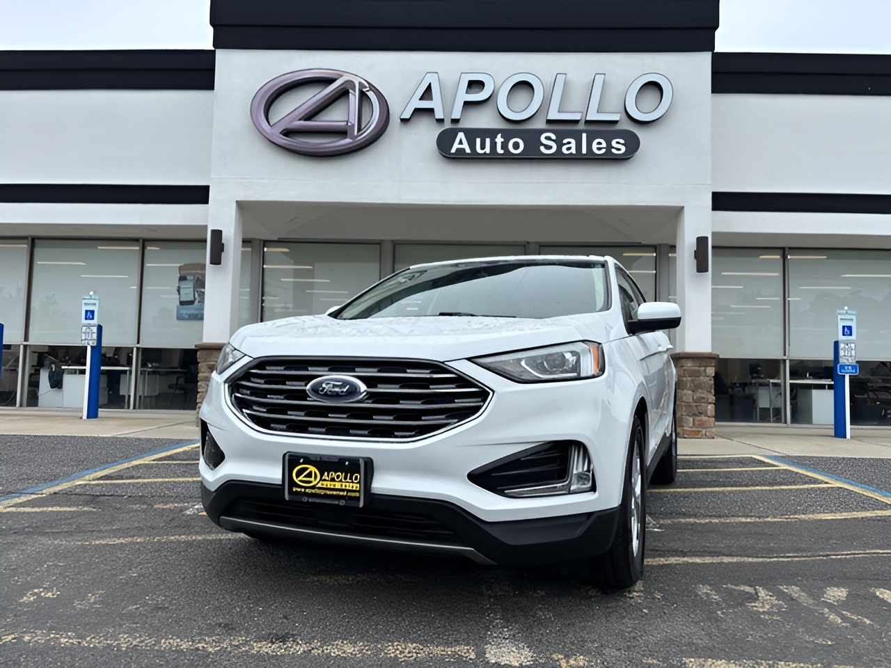 Vehicle image 20 of 24