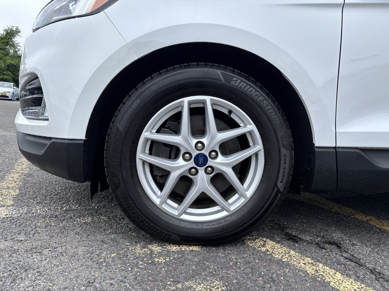 Vehicle image 6 of 24