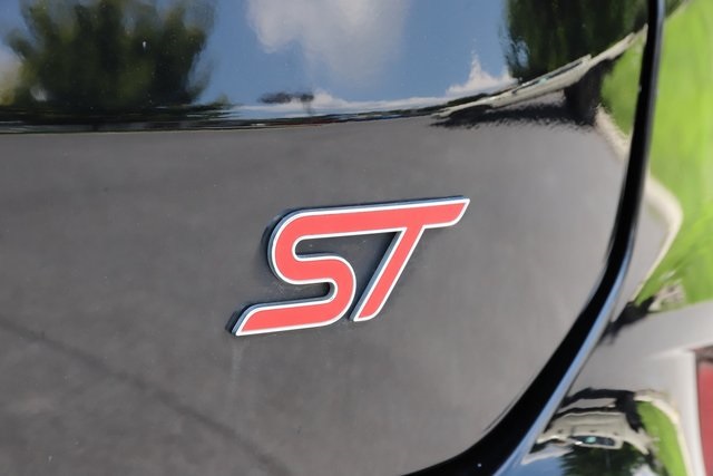 Vehicle image 33 of 33