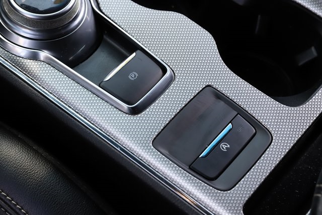 Vehicle image 26 of 33